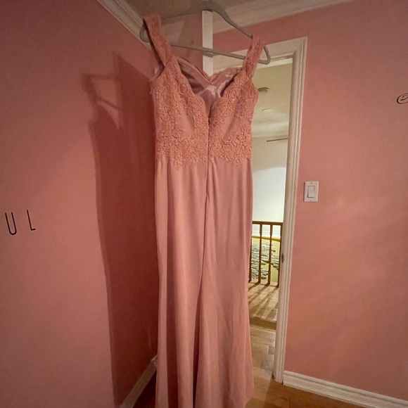 Floor length blush pink dress, only worn once! Size 10 - Picture 1 of 3